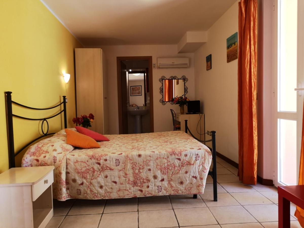 A Due Passi Dal Mare B&B Numana Extérieur photo