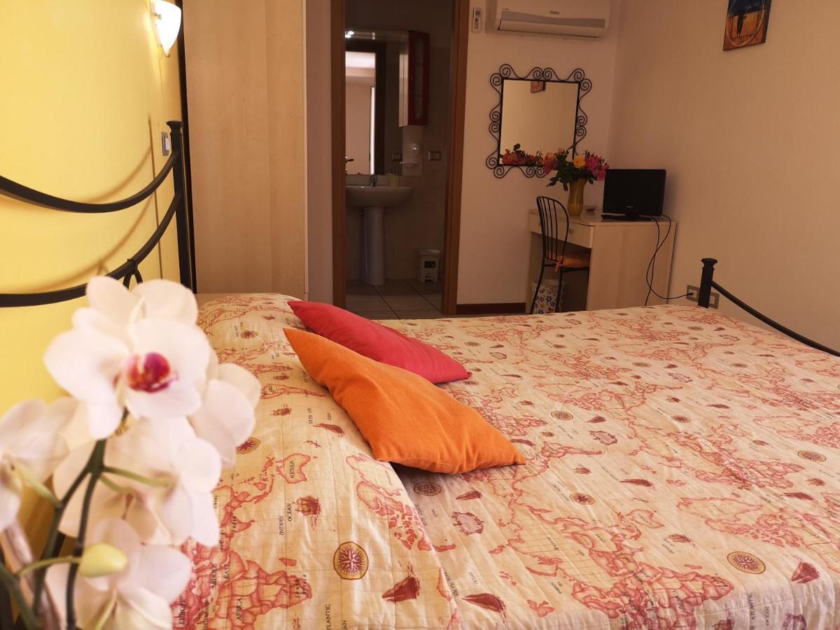 A Due Passi Dal Mare B&B Numana Extérieur photo